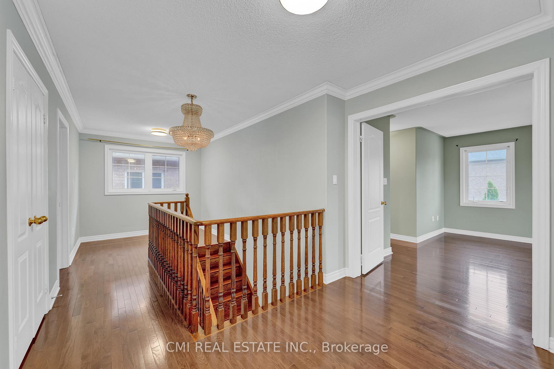Photo 20 of 32 Hislop Drive, Markham, Box Grove — HOMEH
