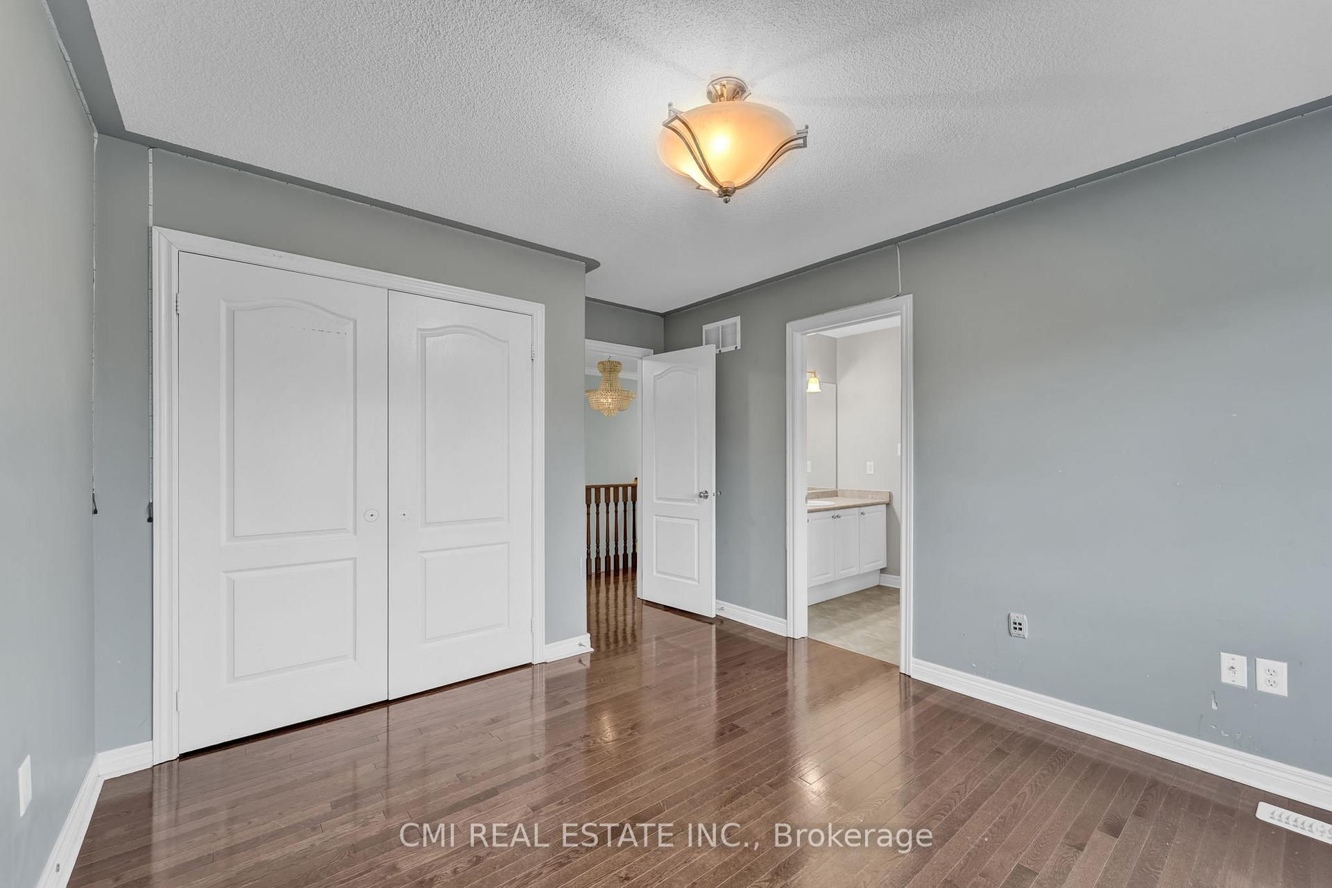 Photo 21 of 32 Hislop Drive, Markham, Box Grove — HOMEH