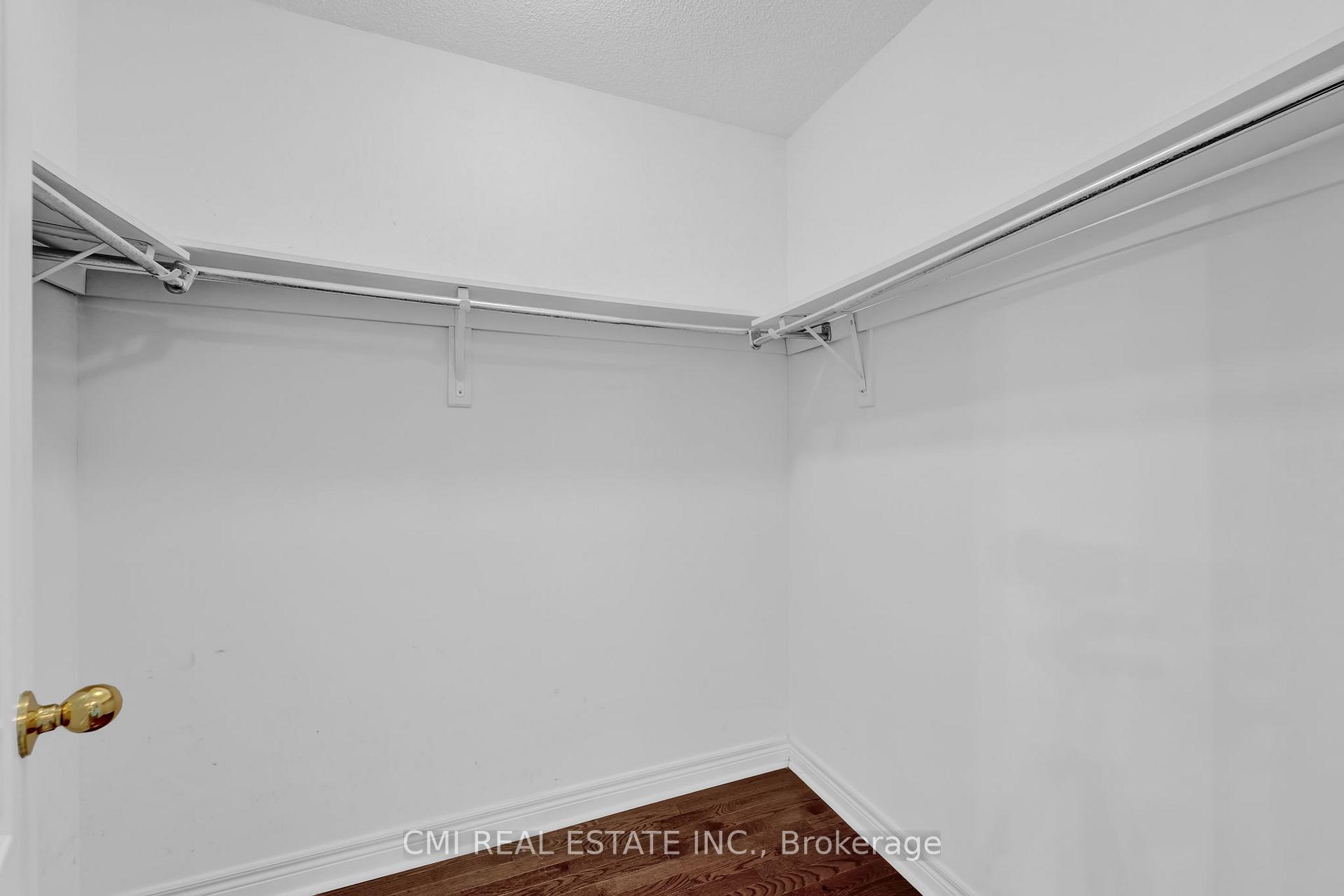Photo 23 of 32 Hislop Drive, Markham, Box Grove — HOMEH