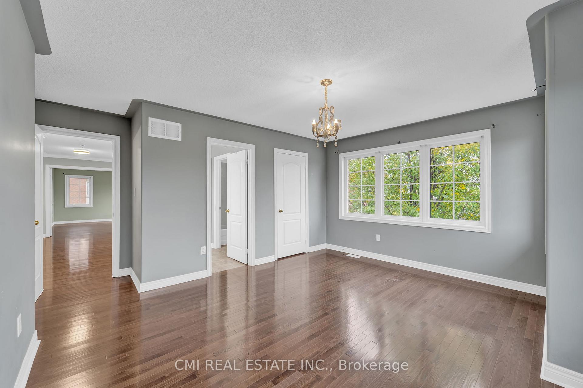 Photo 26 of 32 Hislop Drive, Markham, Box Grove — HOMEH