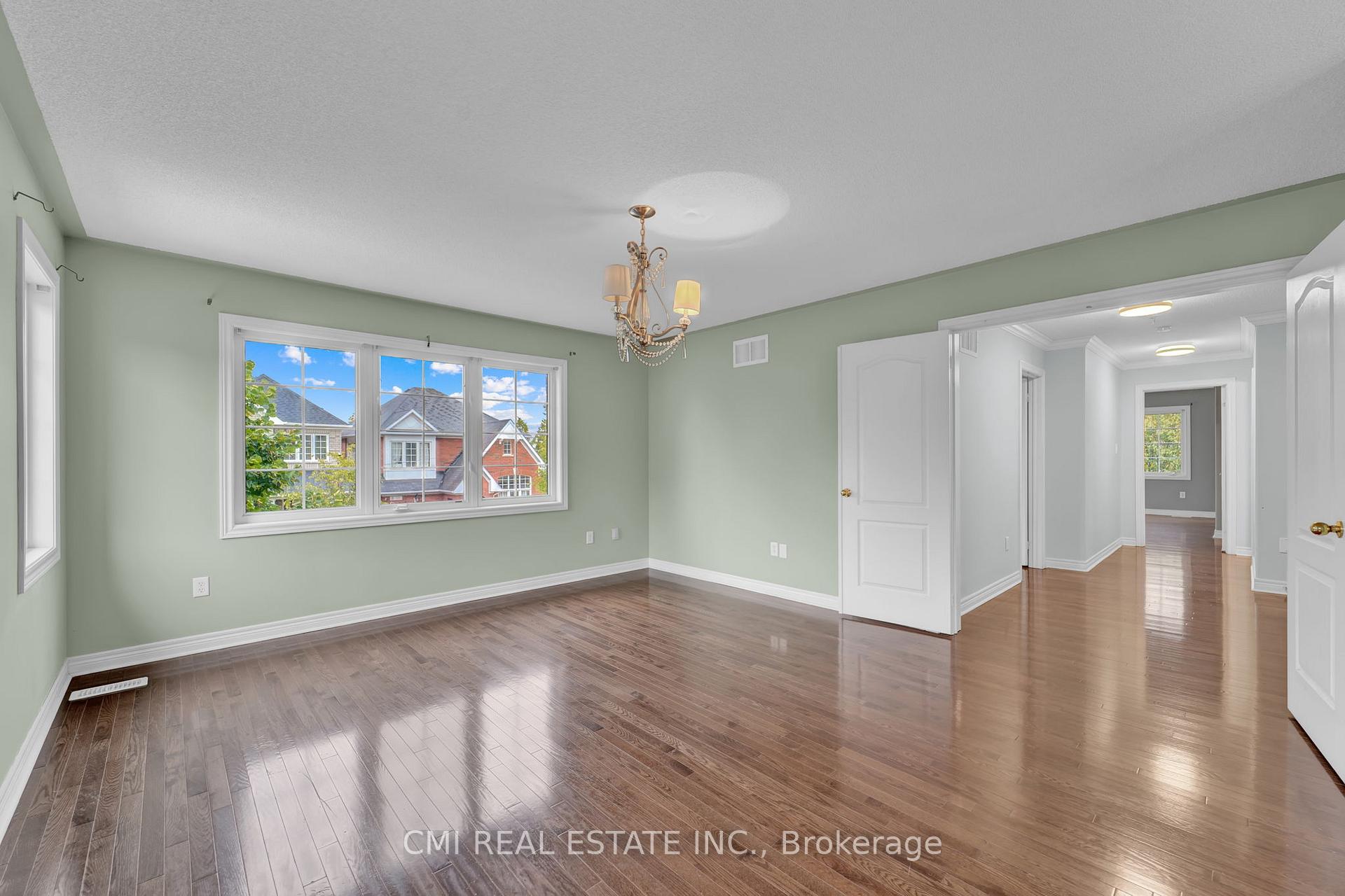 Photo 34 of 32 Hislop Drive, Markham, Box Grove — HOMEH