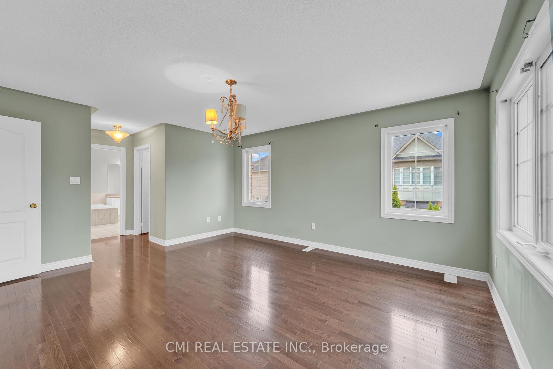 Photo 35 of 32 Hislop Drive, Markham, Box Grove — HOMEH