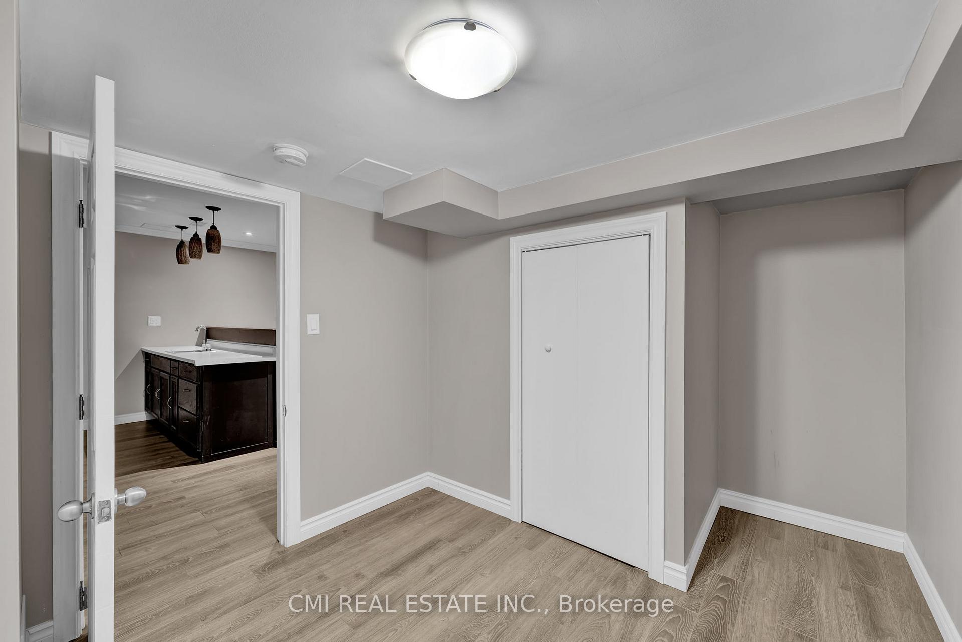 Photo 41 of 32 Hislop Drive, Markham, Box Grove — HOMEH