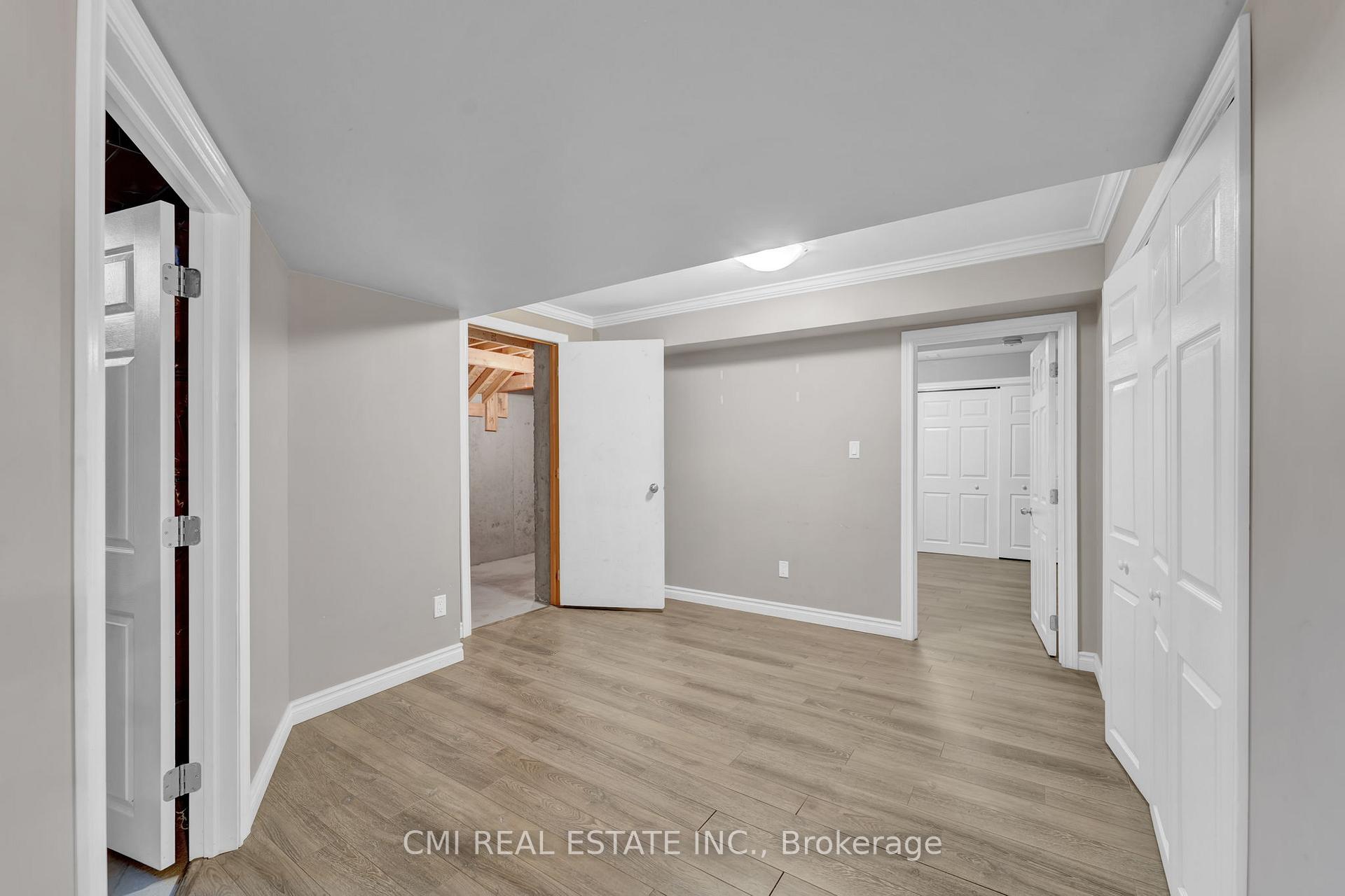 Photo 43 of 32 Hislop Drive, Markham, Box Grove — HOMEH