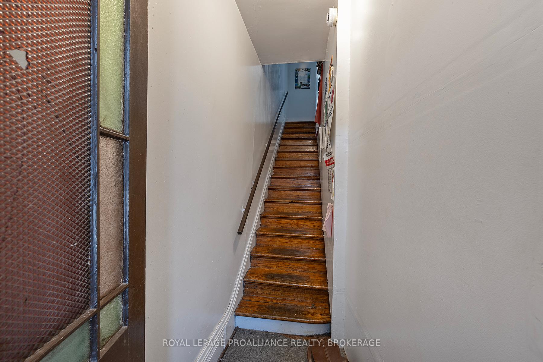 Photo 8 of 235 Alfred Street, Kingston, Central City East — HOMEH