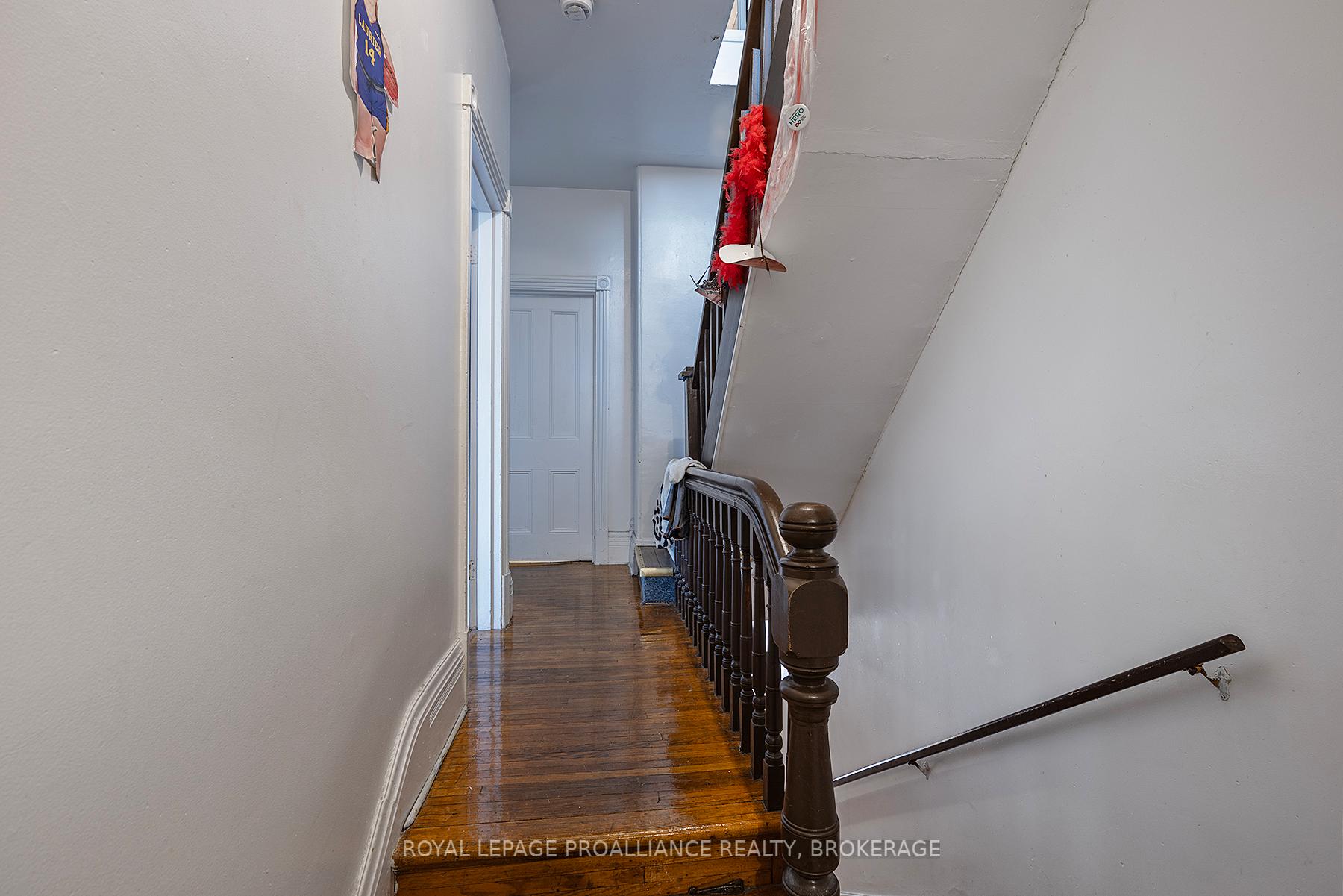 Photo 13 of 235 Alfred Street, Kingston, Central City East — HOMEH