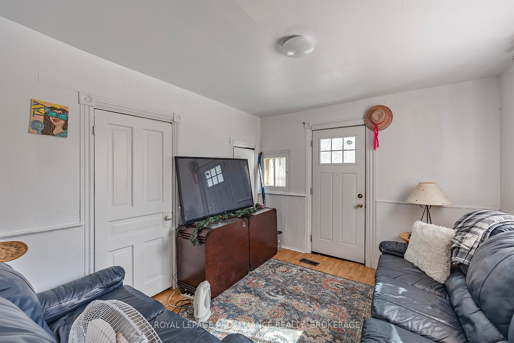 Photo 38 of 235 Alfred Street, Kingston, Central City East — HOMEH