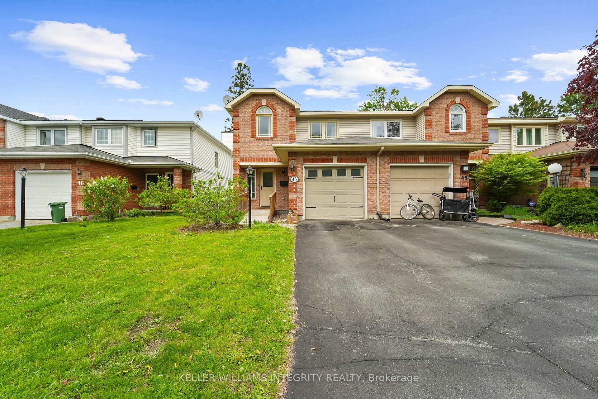 Photo 1 of 43 Aintree Place, Ottawa, Kanata - Bridlewood — HOMEH