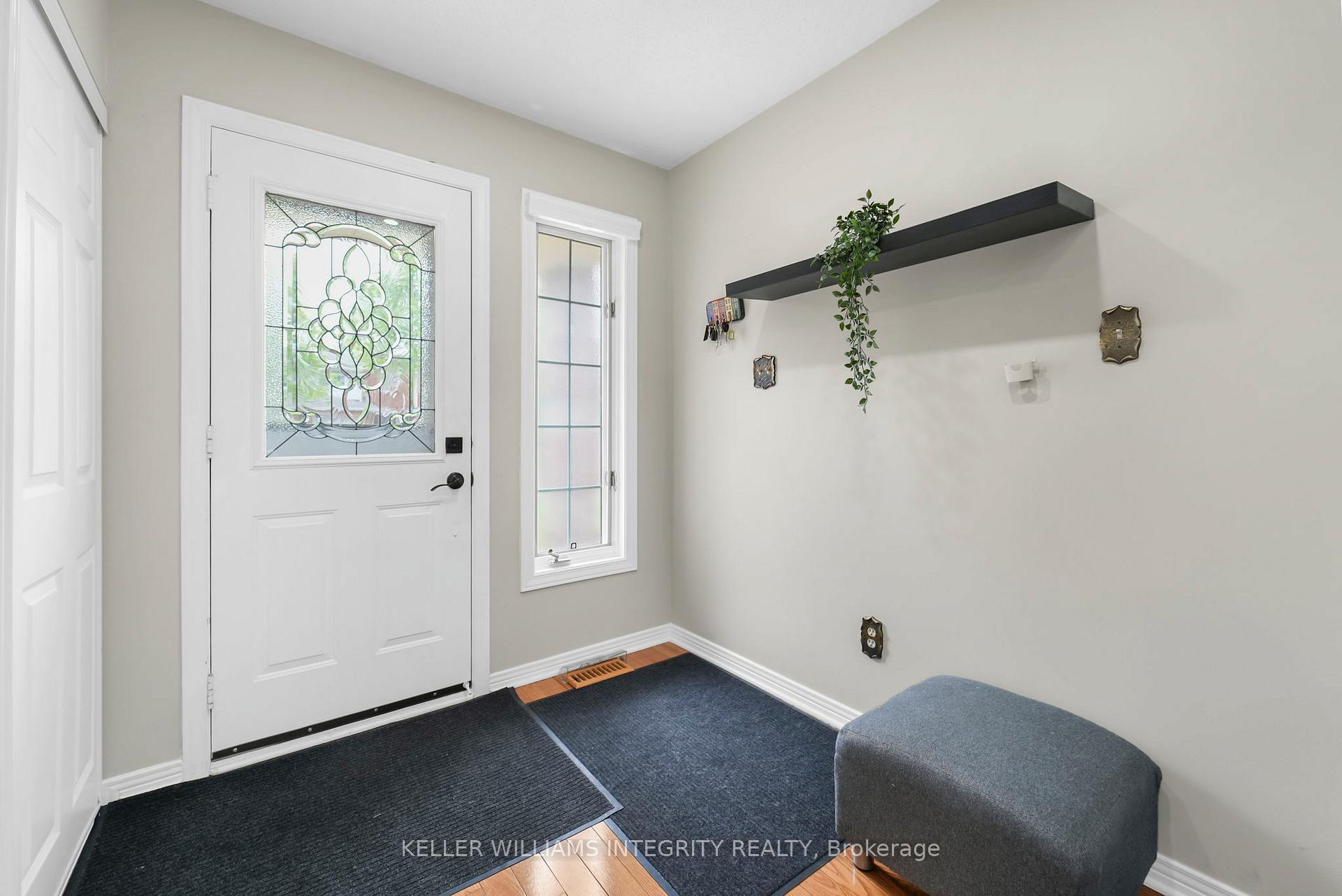 Photo 3 of 43 Aintree Place, Ottawa, Kanata - Bridlewood — HOMEH