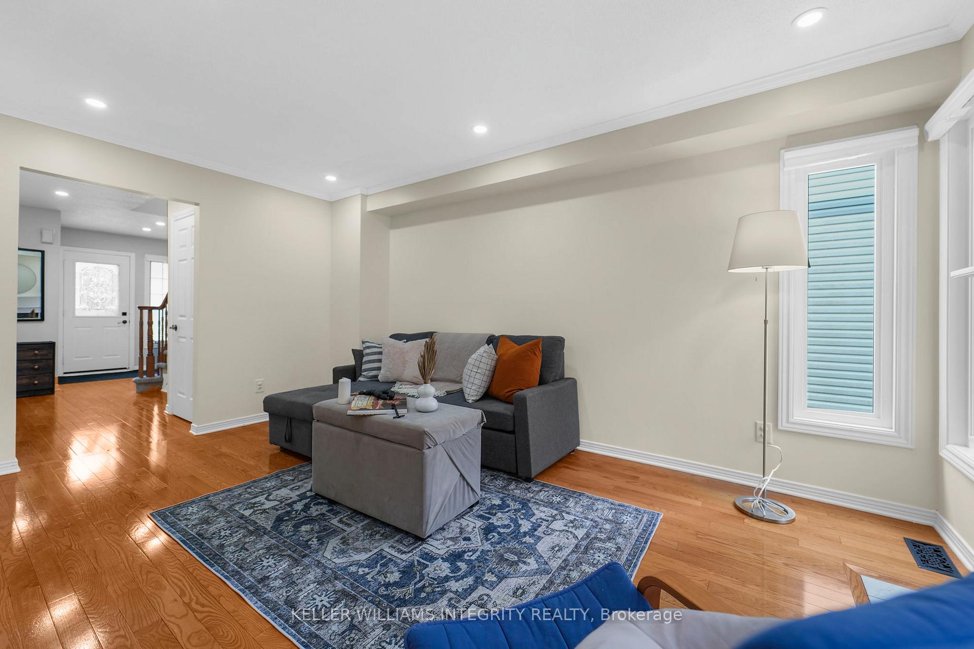 Photo 5 of 43 Aintree Place, Ottawa, Kanata - Bridlewood — HOMEH