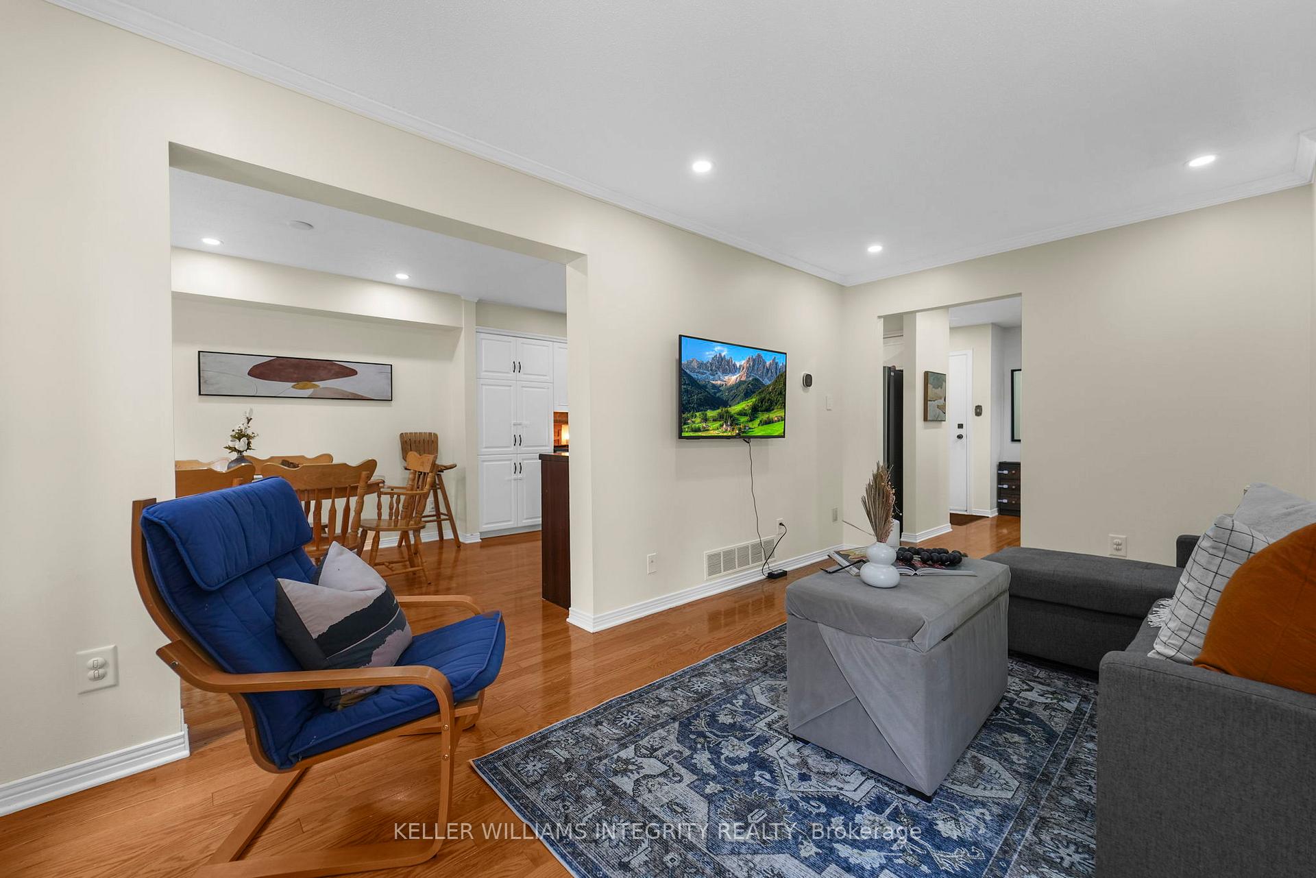 Photo 6 of 43 Aintree Place, Ottawa, Kanata - Bridlewood — HOMEH