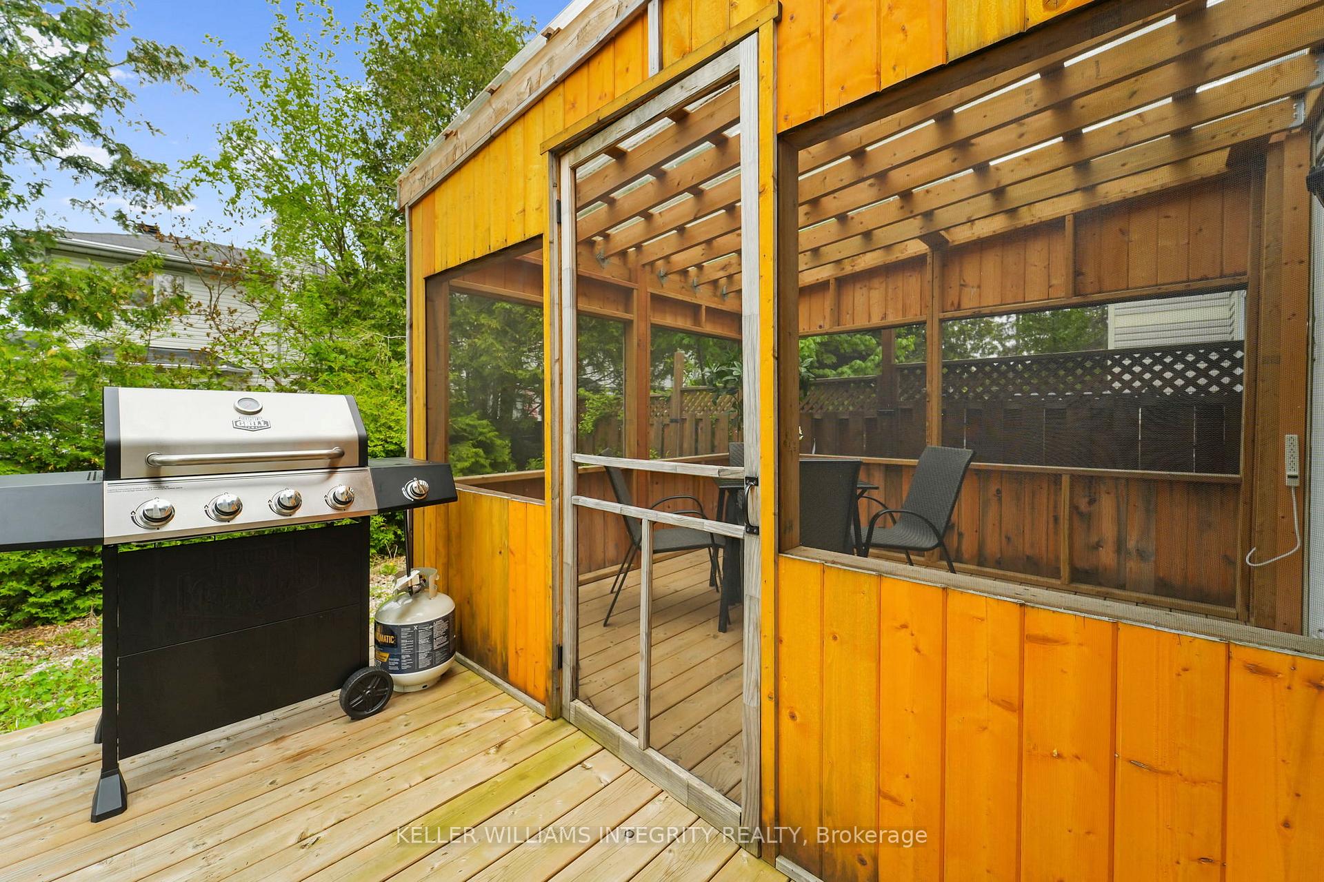 Photo 31 of 43 Aintree Place, Ottawa, Kanata - Bridlewood — HOMEH