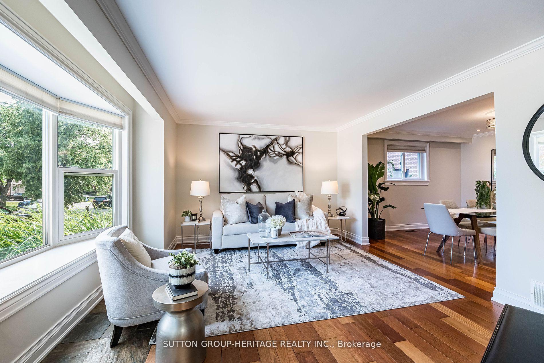 Photo 5 of 47 Pringle Avenue, Markham, Markham Village — HOMEH