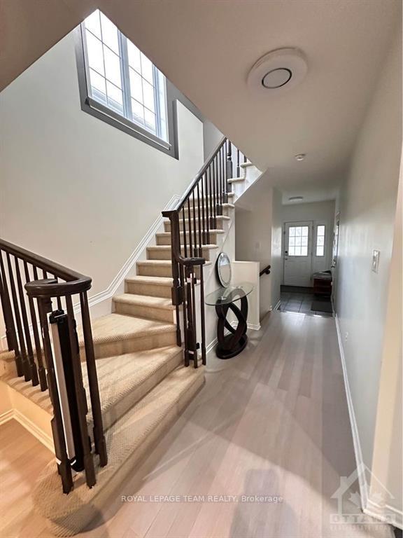 Photo 3 of 141 Patriot Place, Ottawa, Kanata - Emerald Meadows/Trailwest — HOMEH