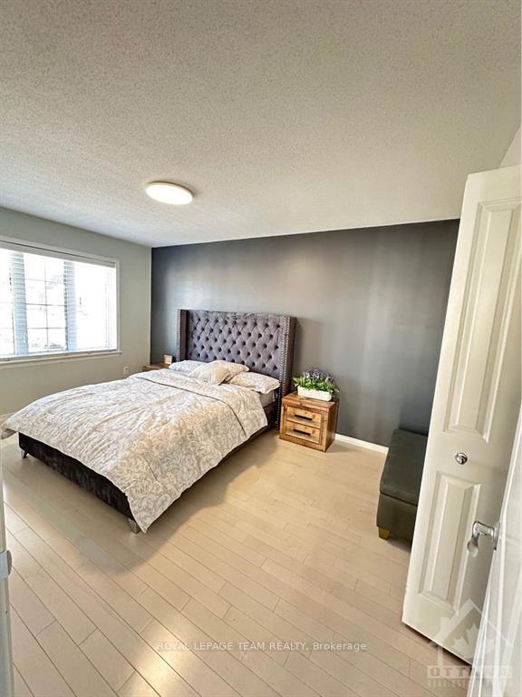 Photo 10 of 141 Patriot Place, Ottawa, Kanata - Emerald Meadows/Trailwest — HOMEH