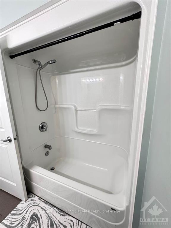 Photo 14 of 141 Patriot Place, Ottawa, Kanata - Emerald Meadows/Trailwest — HOMEH