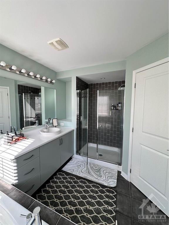 Photo 15 of 141 Patriot Place, Ottawa, Kanata - Emerald Meadows/Trailwest — HOMEH