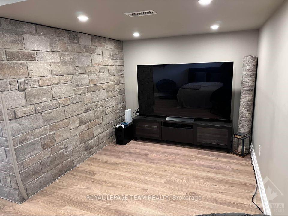 Photo 20 of 141 Patriot Place, Ottawa, Kanata - Emerald Meadows/Trailwest — HOMEH