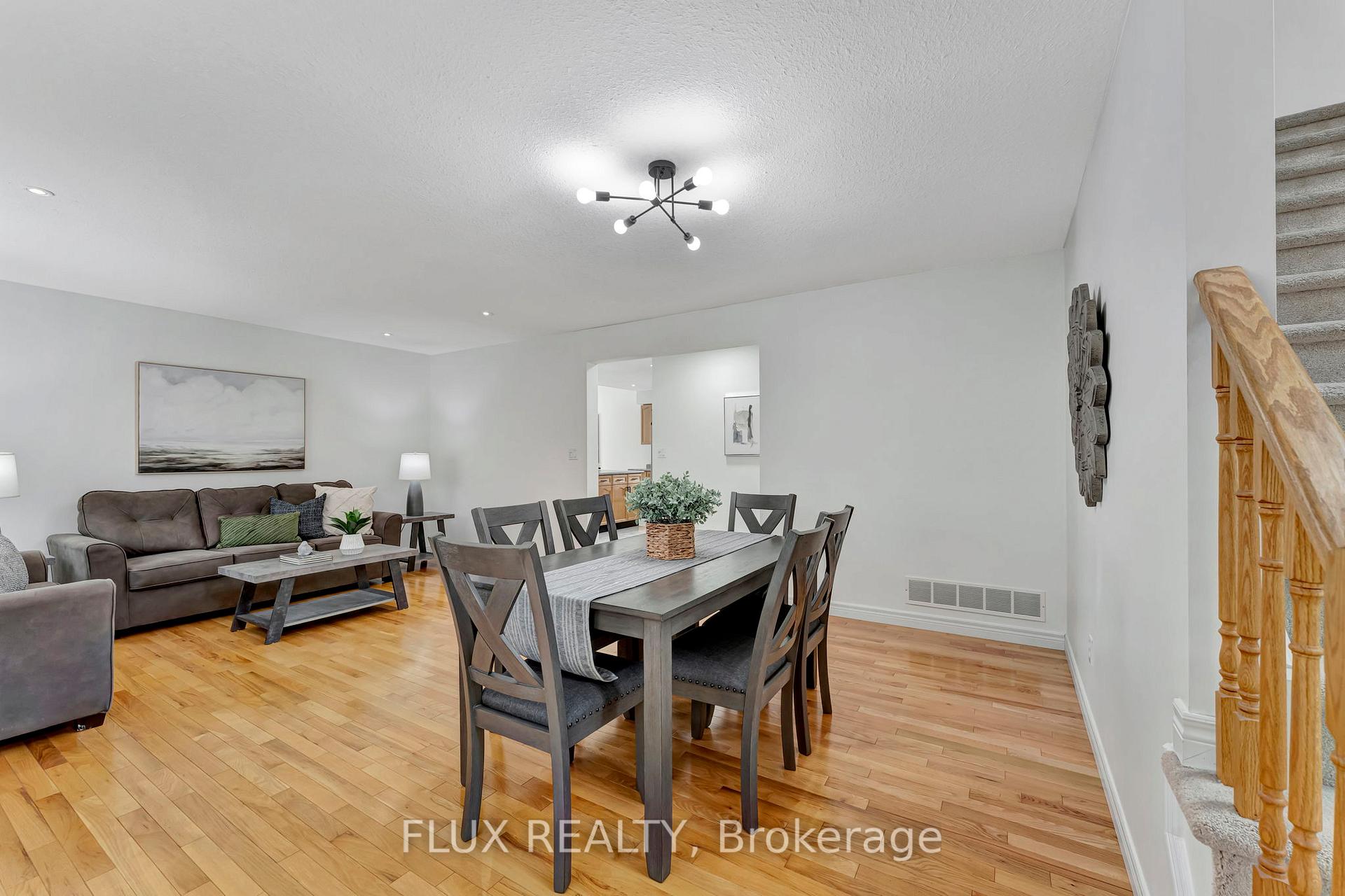 Photo 6 of 509 Pine Hollow Court, Kitchener — HOMEH
