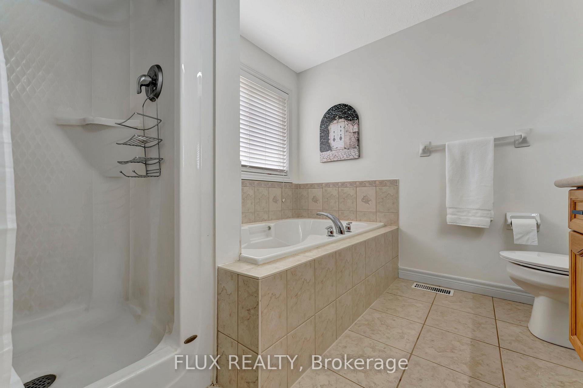 Photo 26 of 509 Pine Hollow Court, Kitchener — HOMEH