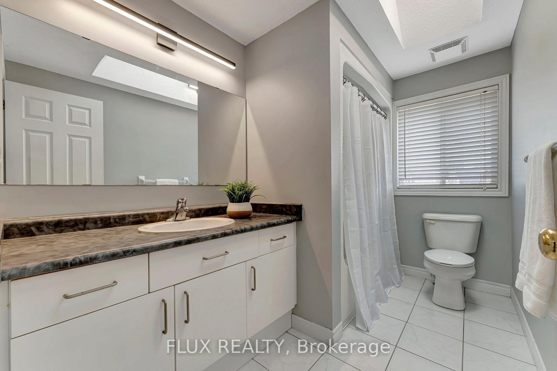 Photo 30 of 509 Pine Hollow Court, Kitchener — HOMEH
