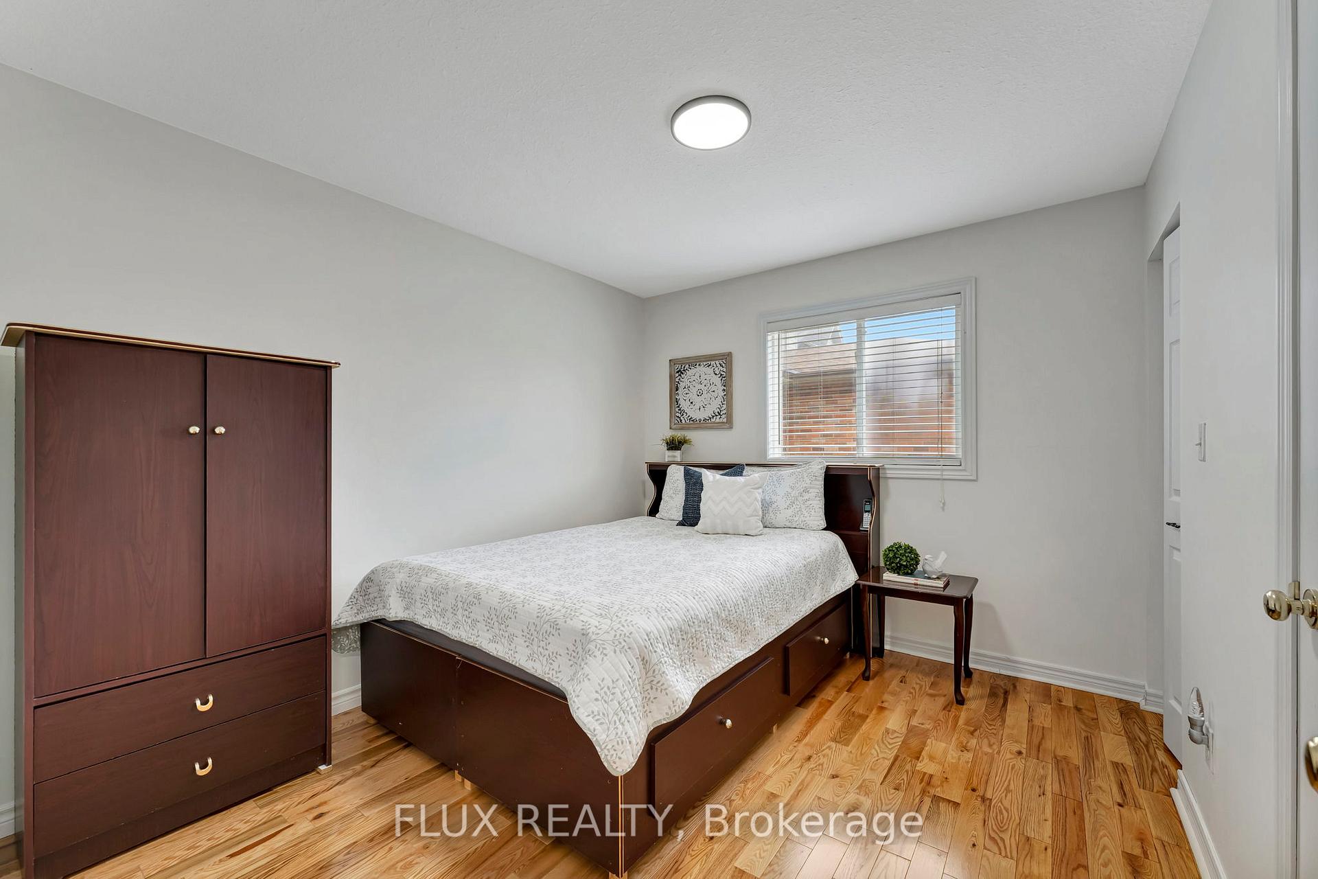 Photo 31 of 509 Pine Hollow Court, Kitchener — HOMEH
