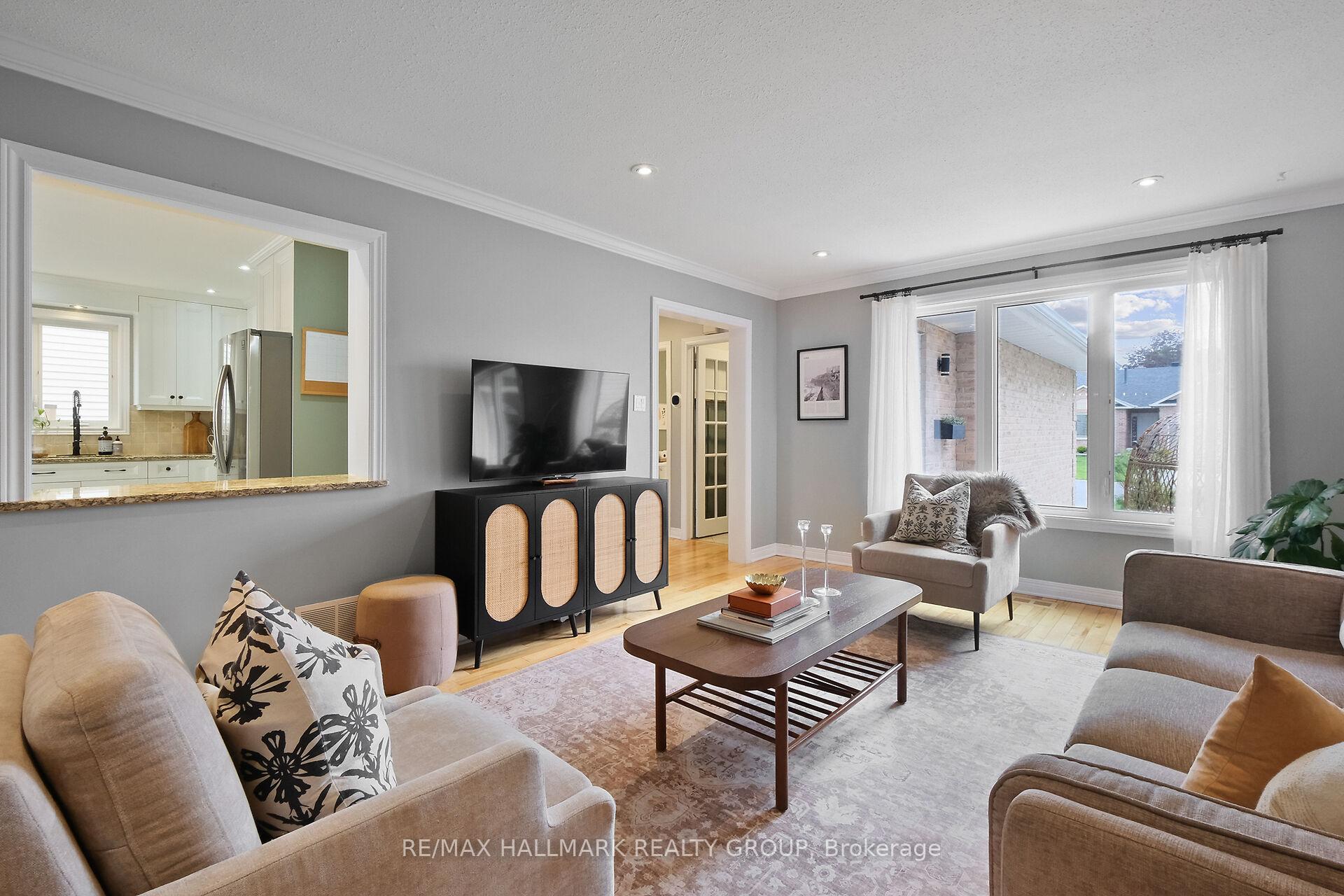 Photo 6 of 35 Willow Glen Drive, Ottawa, Kanata - Bridlewood — HOMEH
