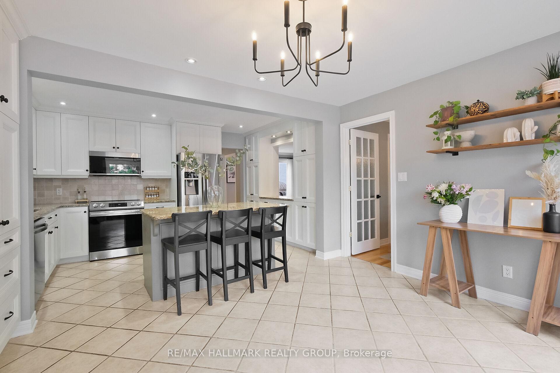 Photo 9 of 35 Willow Glen Drive, Ottawa, Kanata - Bridlewood — HOMEH