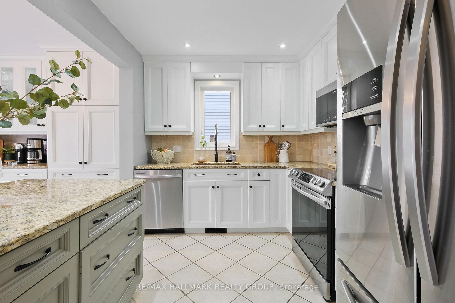 Photo 11 of 35 Willow Glen Drive, Ottawa, Kanata - Bridlewood — HOMEH