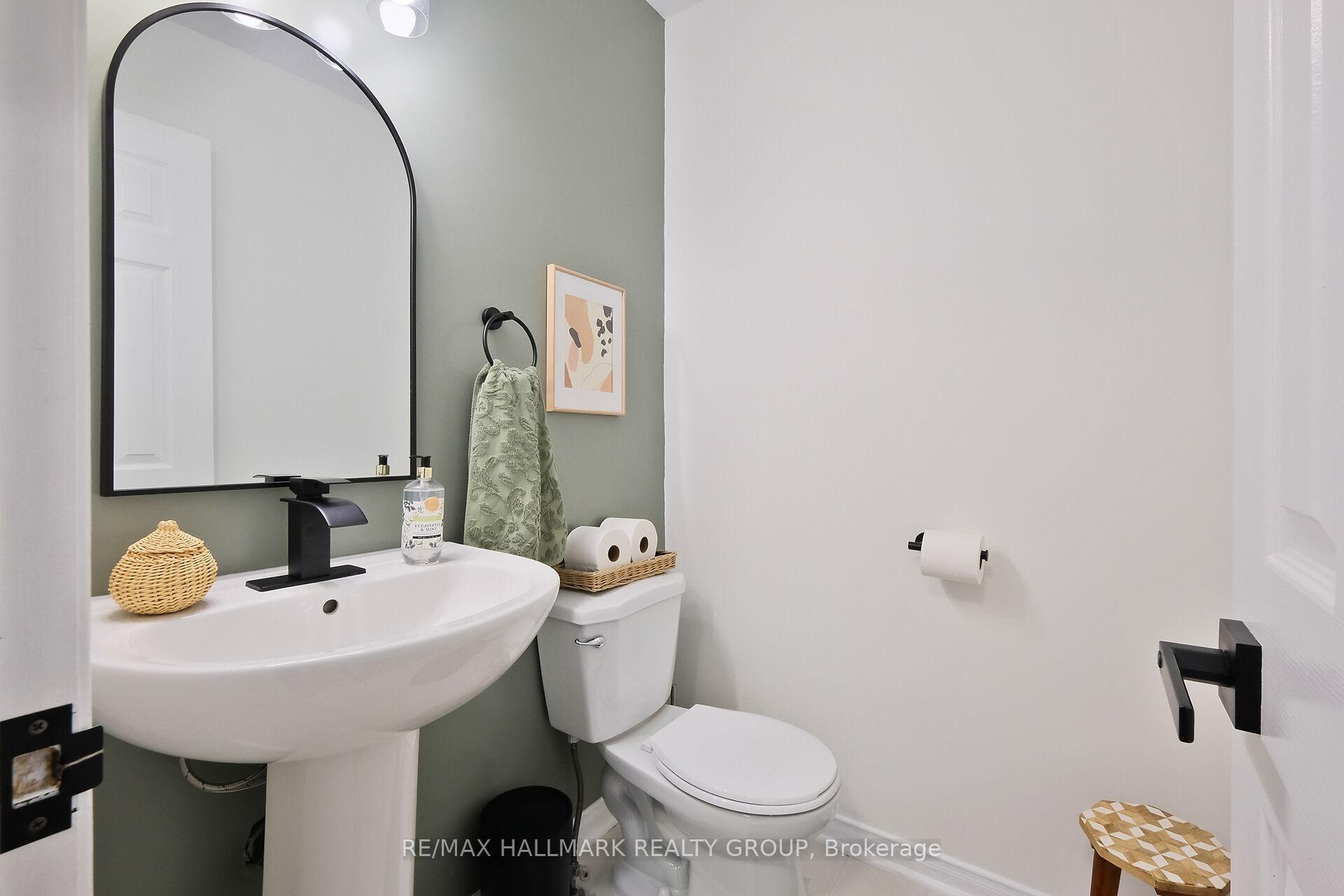 Photo 16 of 35 Willow Glen Drive, Ottawa, Kanata - Bridlewood — HOMEH