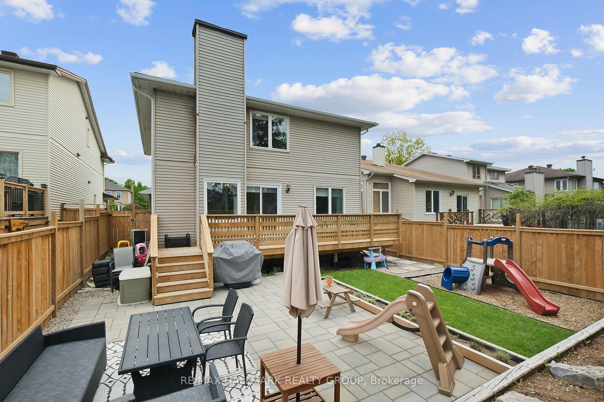 Photo 29 of 35 Willow Glen Drive, Ottawa, Kanata - Bridlewood — HOMEH