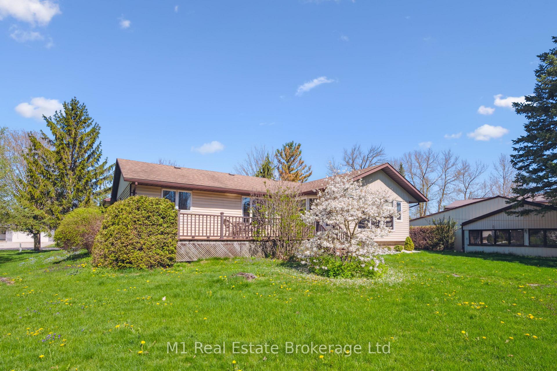 Photo 29 of 27 Geddes Street W, Minto — HOMEH
