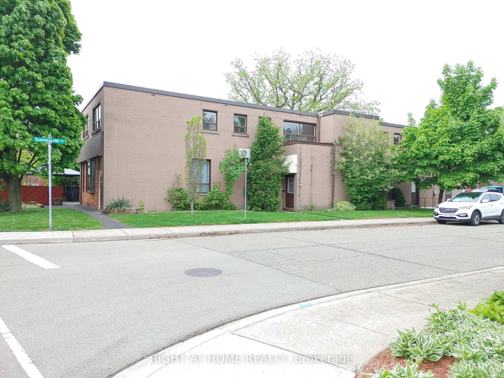 Photo 1 of Unit 2A, 334 Upper Ottawa Street, Hamilton, Sunninghill — HOMEH