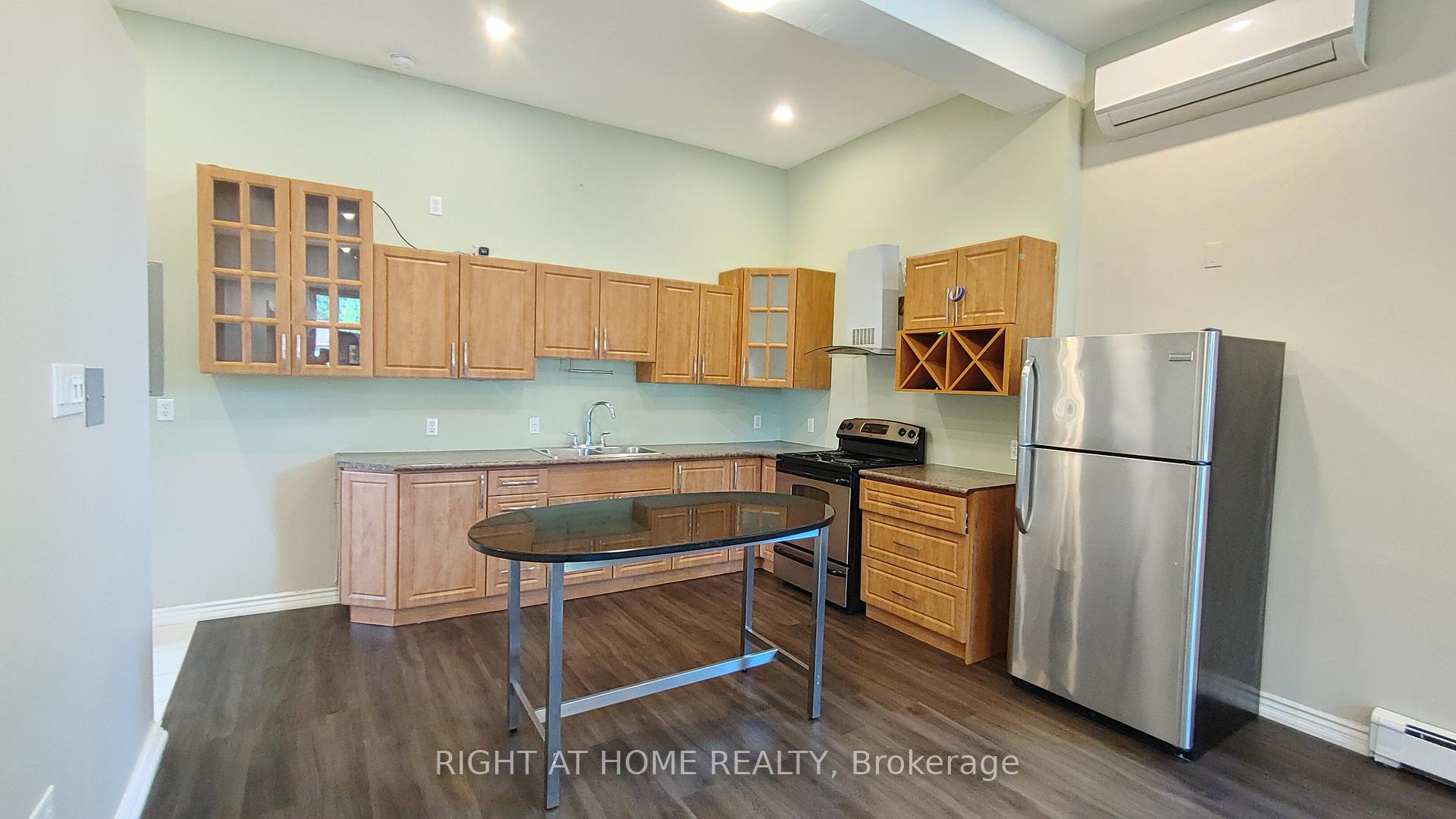Photo 5 of Unit 2A, 334 Upper Ottawa Street, Hamilton, Sunninghill — HOMEH