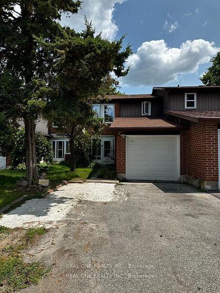 Front of 37 Middleton Court S