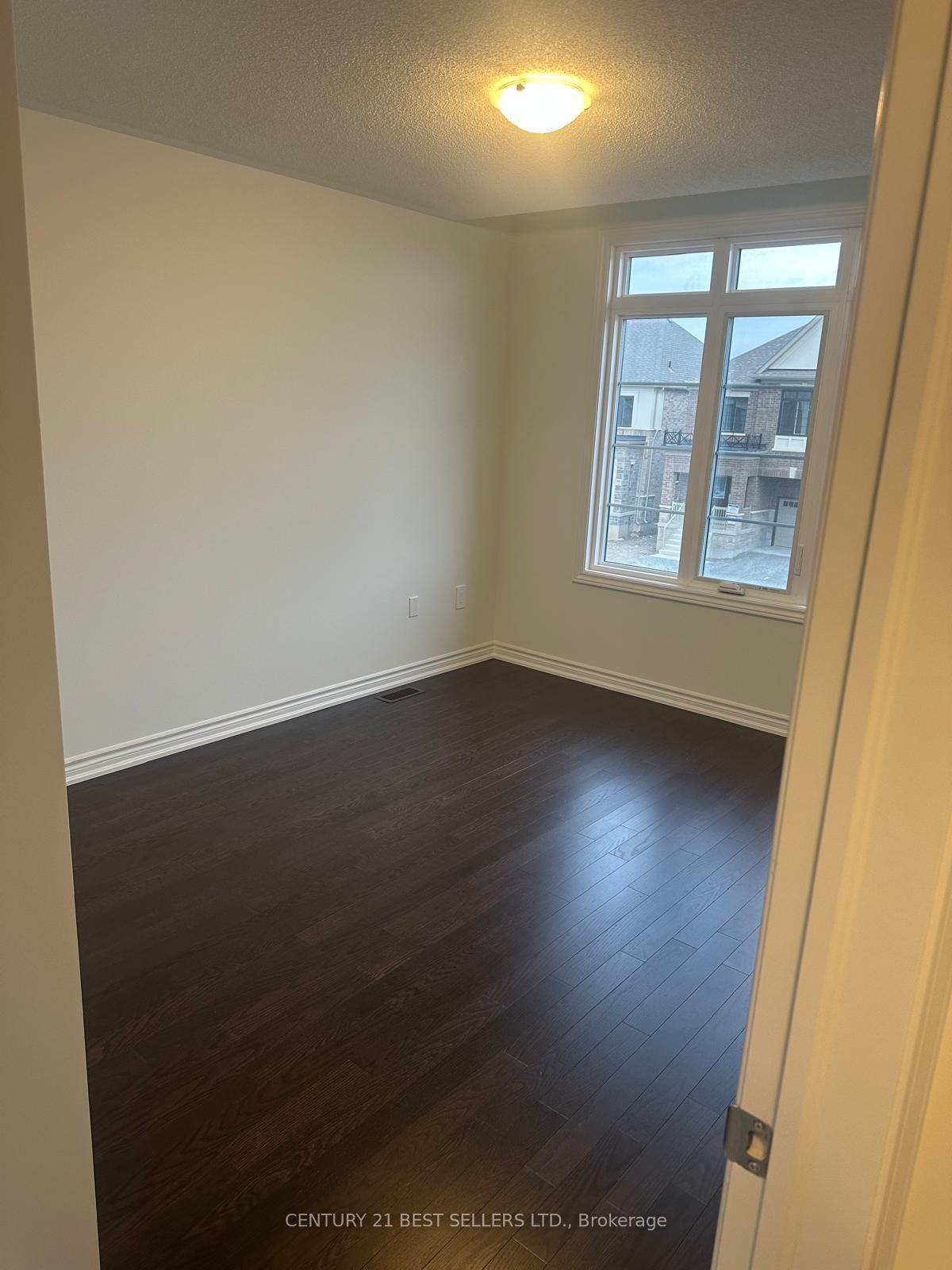Photo 4 of 1474 Savoline Boulevard, Milton, Walker — HOMEH