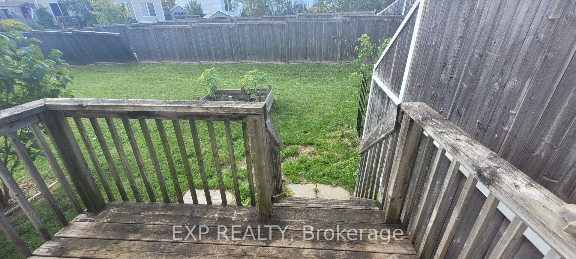 Photo 10 of 375 Hillsboro, Ottawa, Kanata - Emerald Meadows/Trailwest — HOMEH