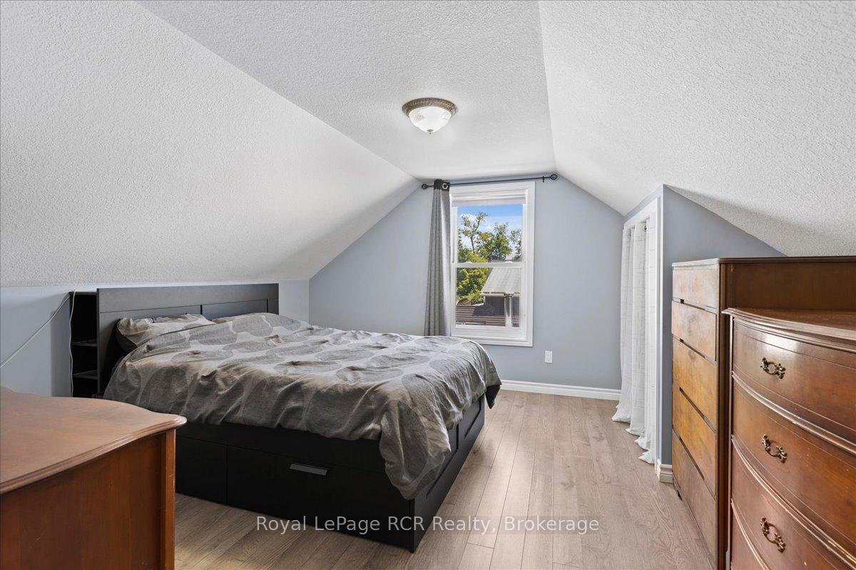 Photo 25 of 33 Mill Street, Minto — HOMEH
