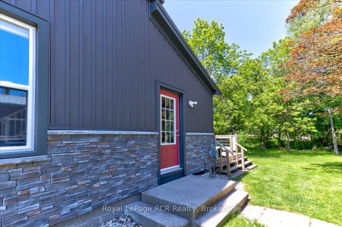 Photo 35 of 33 Mill Street, Minto — HOMEH