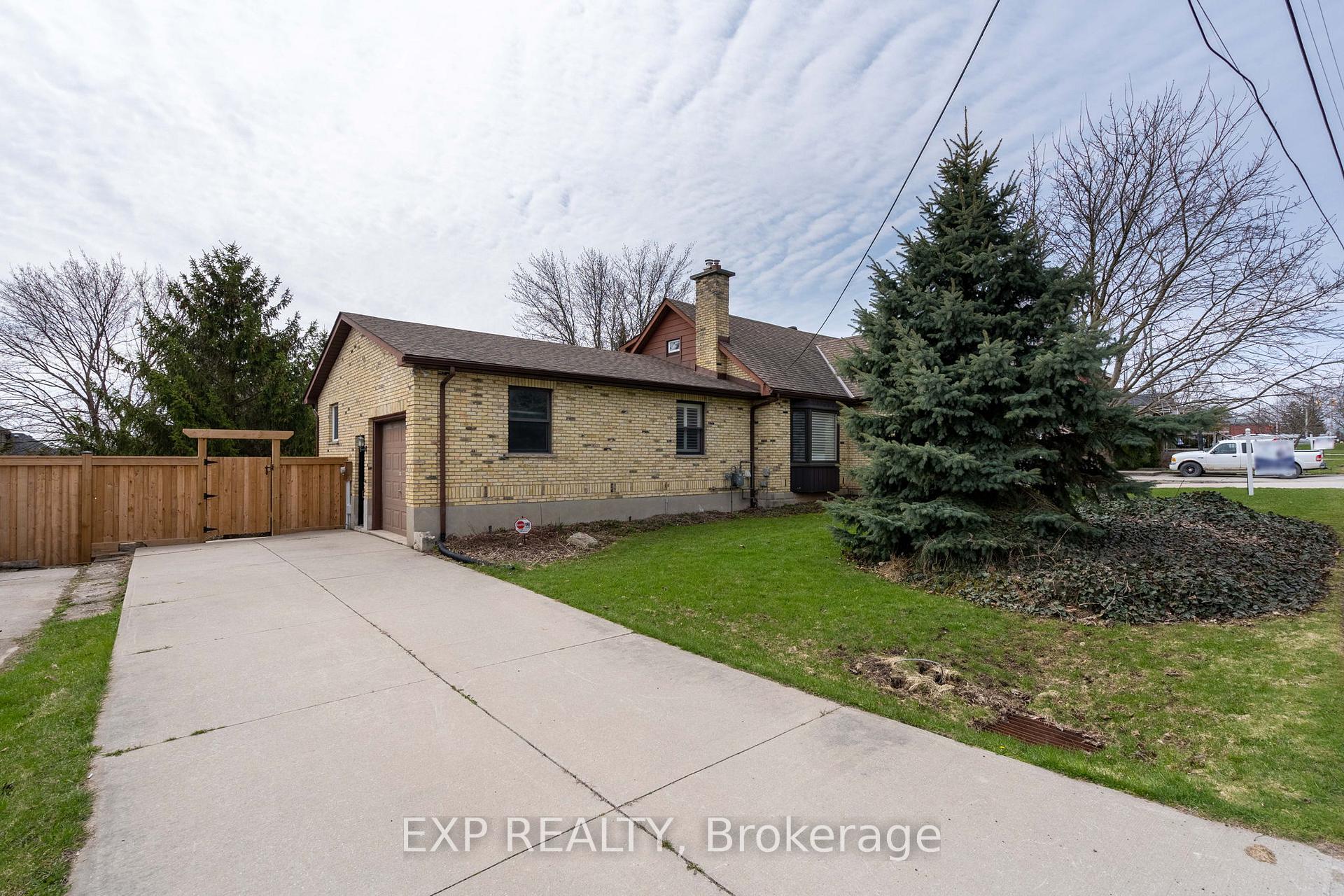 Photo 3 of 13379 Ilderton Road, Middlesex Centre, Ilderton — HOMEH