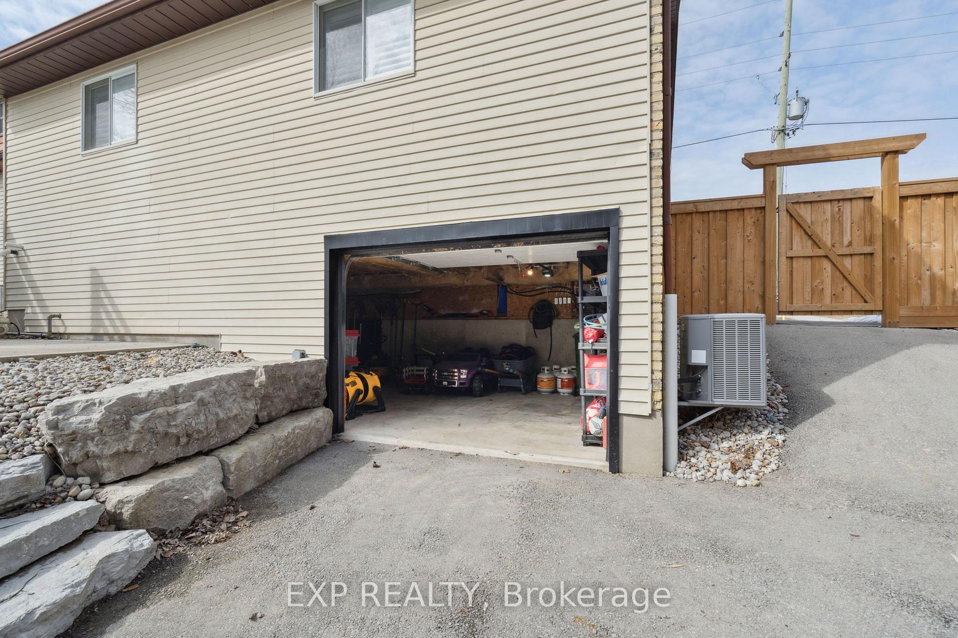 Photo 44 of 13379 Ilderton Road, Middlesex Centre, Ilderton — HOMEH