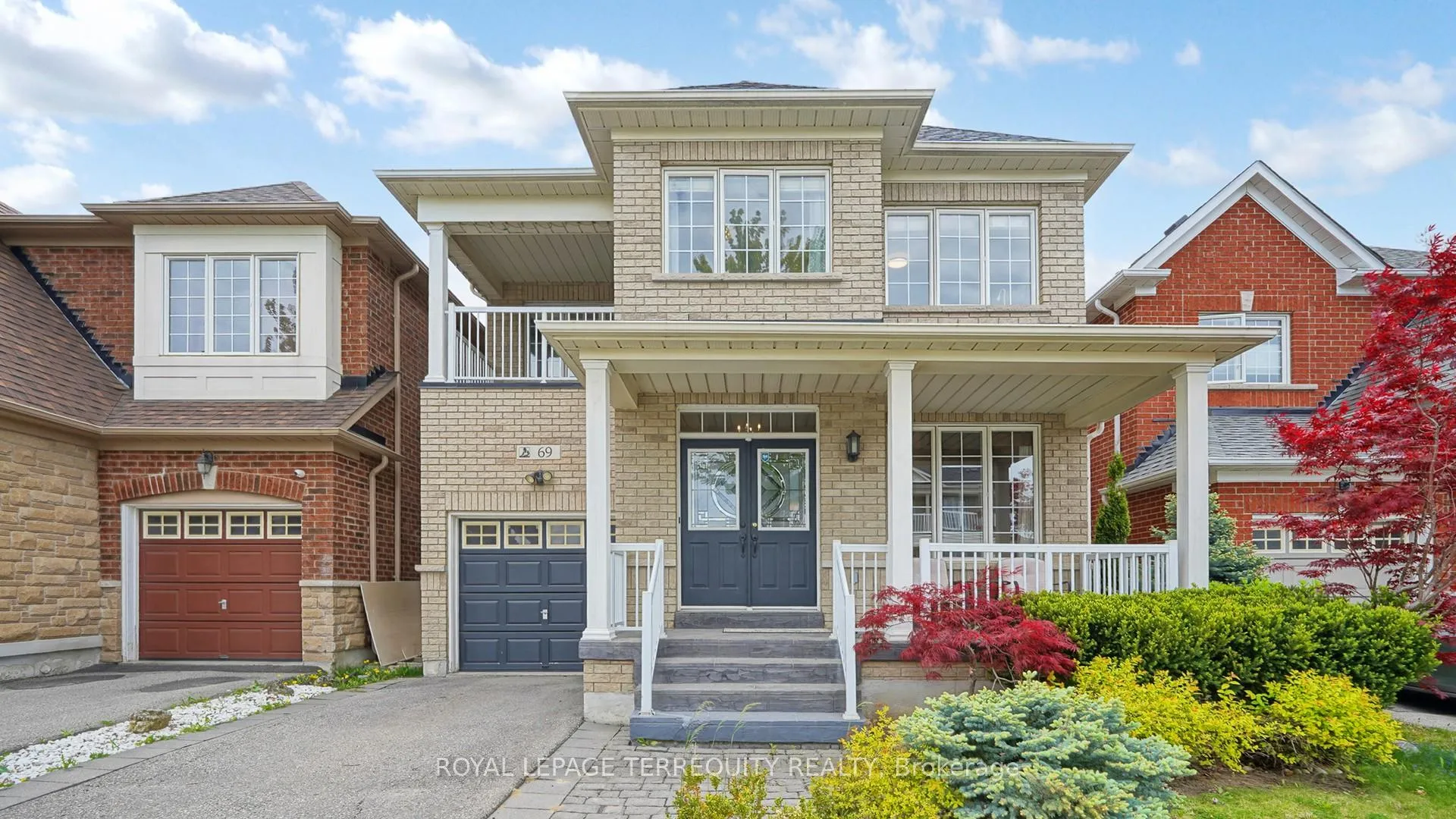 Front of 69 Vine Cliff Boulevard