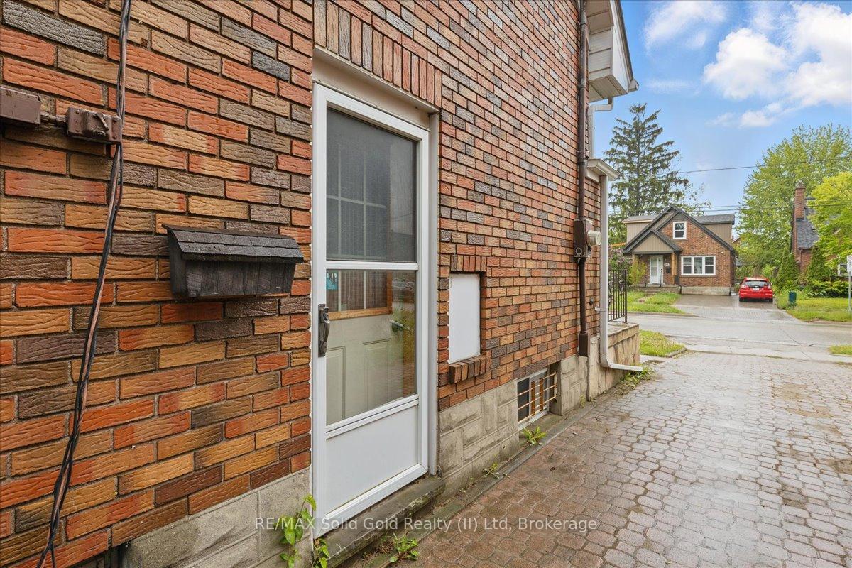 Photo 22 of 243 Sydney Street S, Kitchener — HOMEH