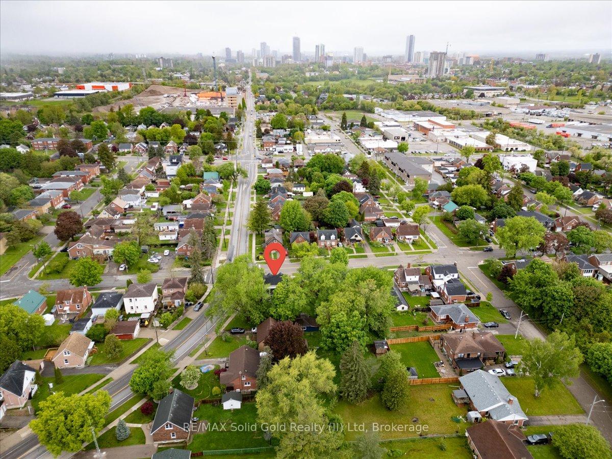 Photo 33 of 243 Sydney Street S, Kitchener — HOMEH