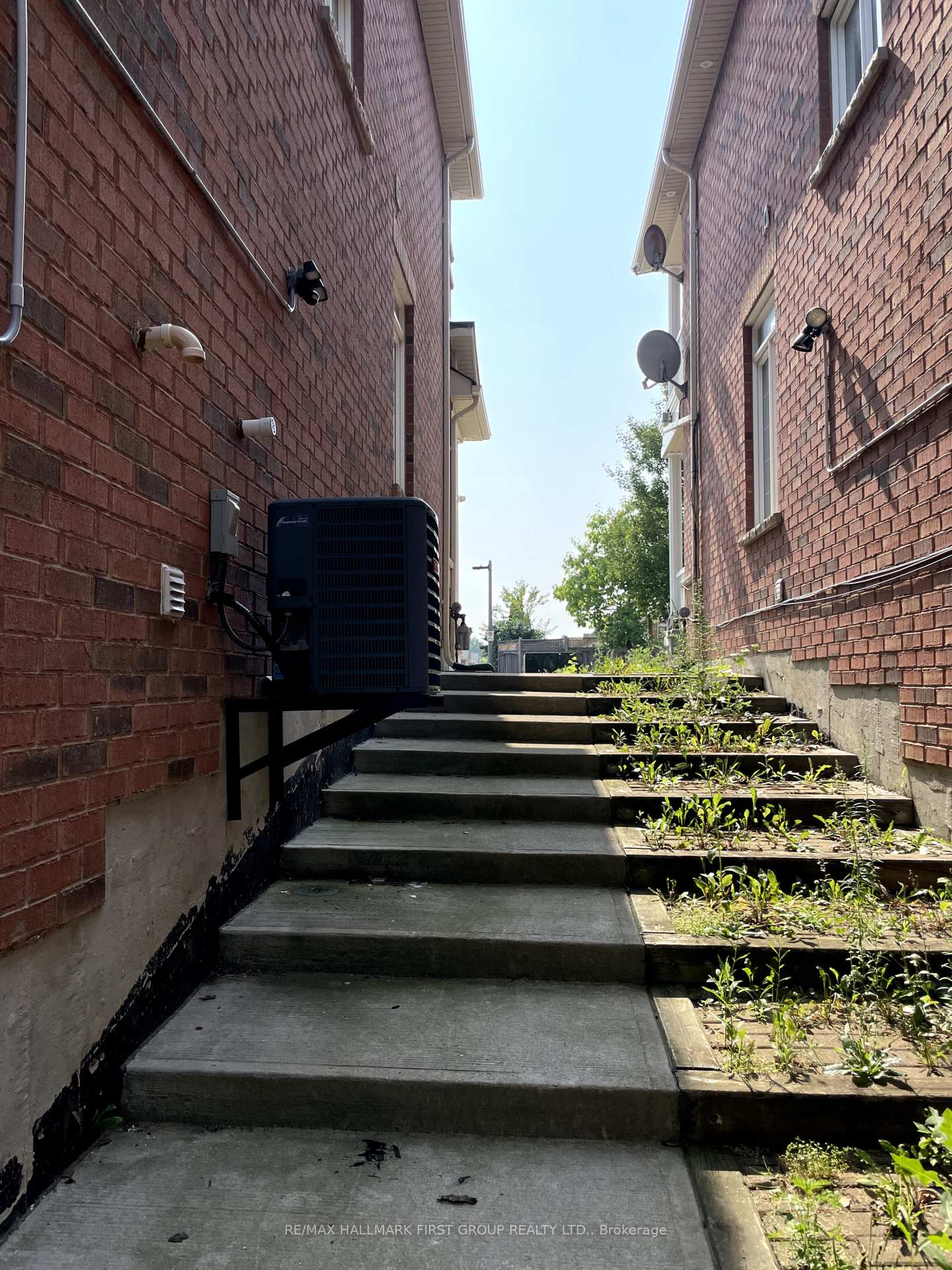 Photo 2 of Unit Basement, 181 Riverwalk Drive, Markham, Box Grove — HOMEH