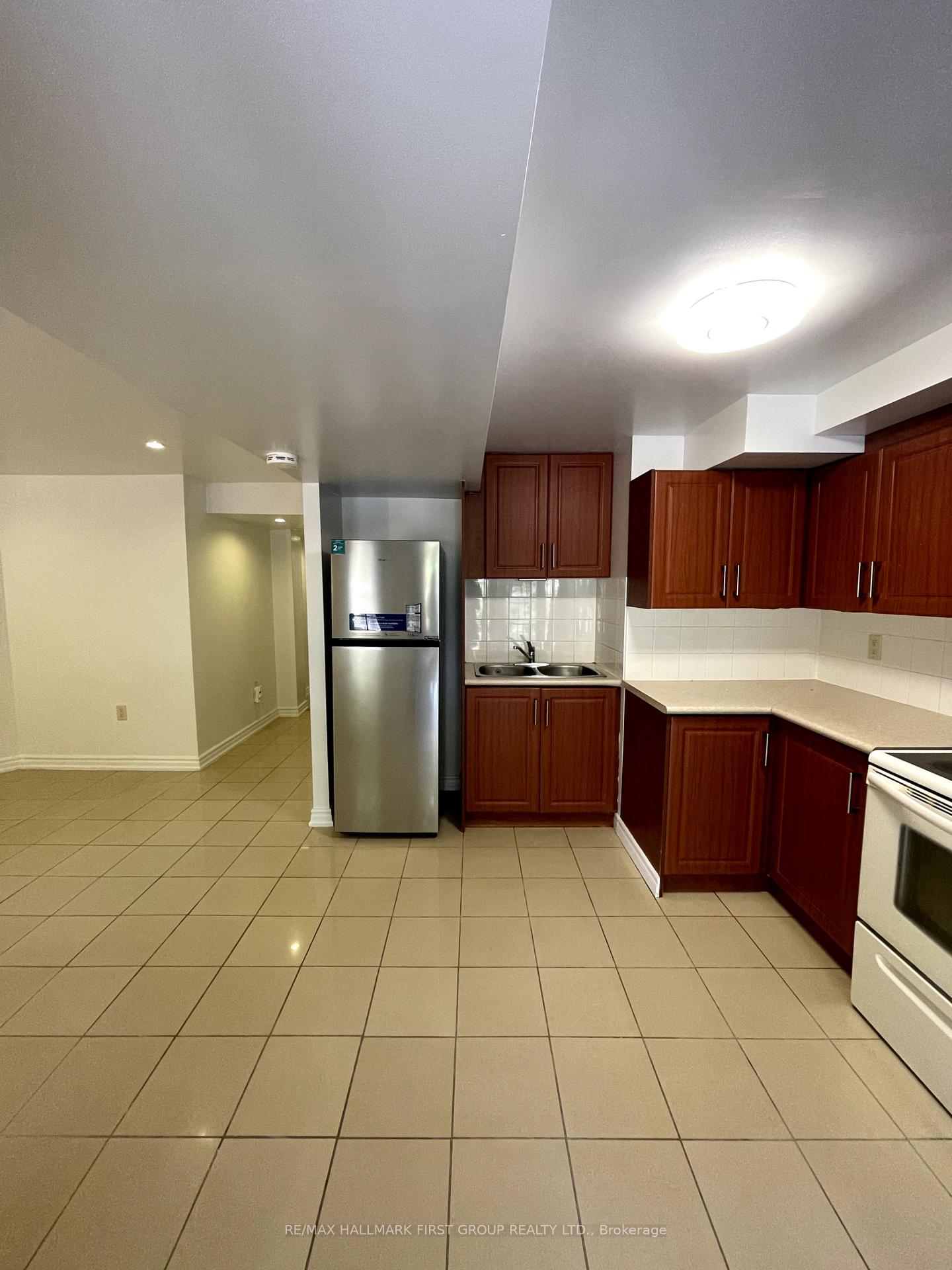 Photo 5 of Unit Basement, 181 Riverwalk Drive, Markham, Box Grove — HOMEH