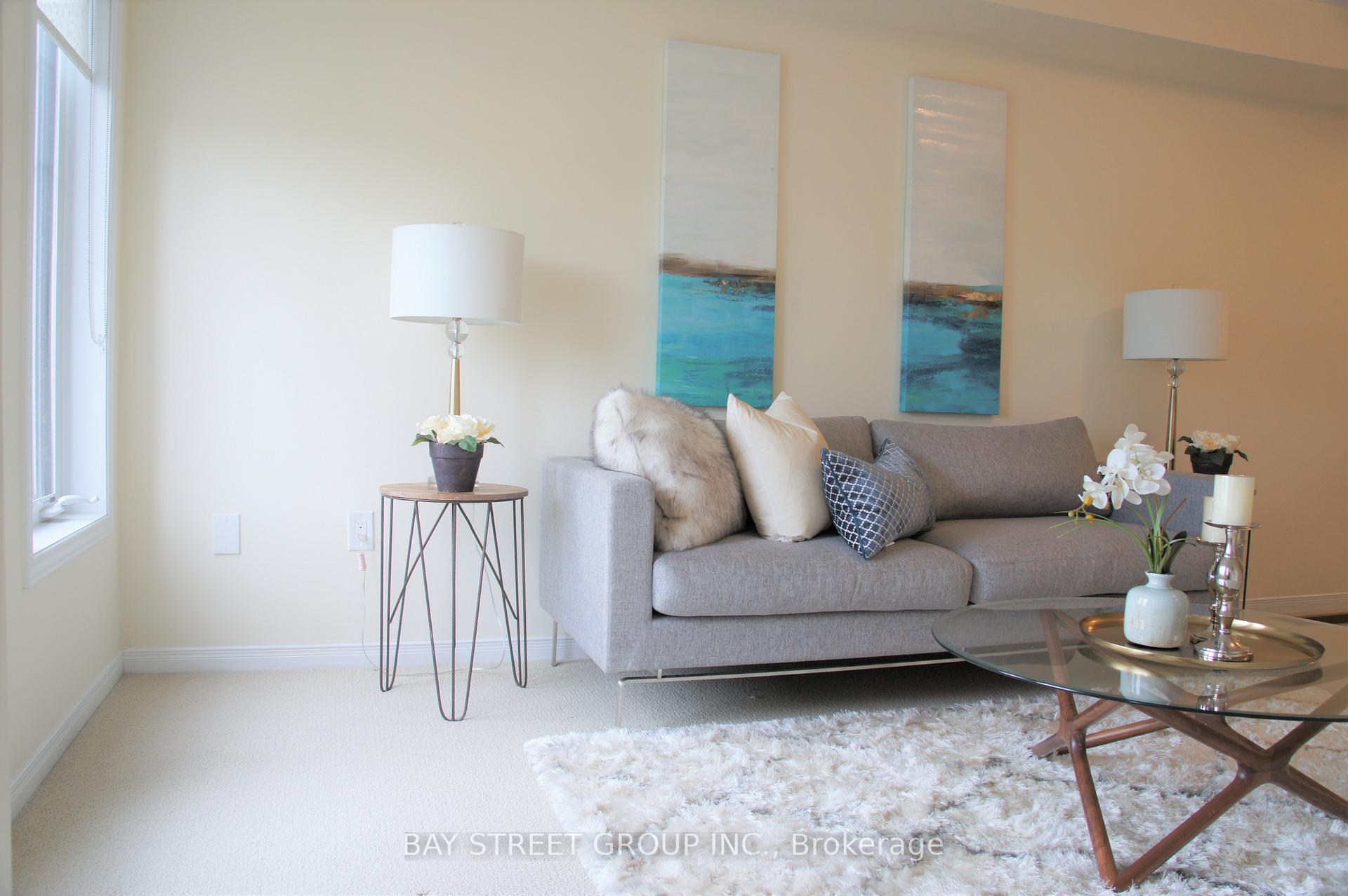 Photo 8 of 5289 Major Mackenzie Drive E, Markham, Berczy — HOMEH