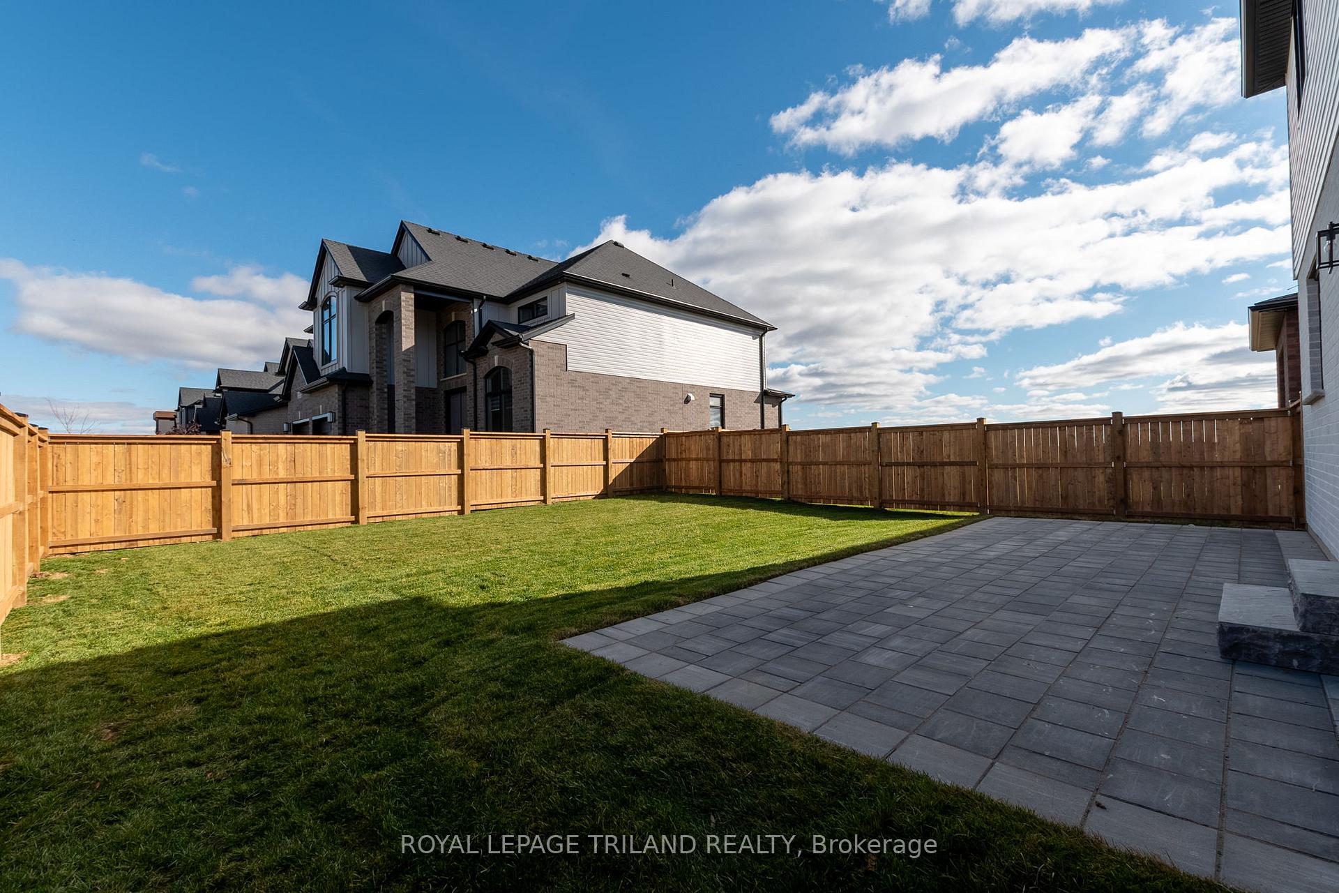 Photo 32 of 4 Allister Drive, Middlesex Centre, Rural Middlesex Centre — HOMEH
