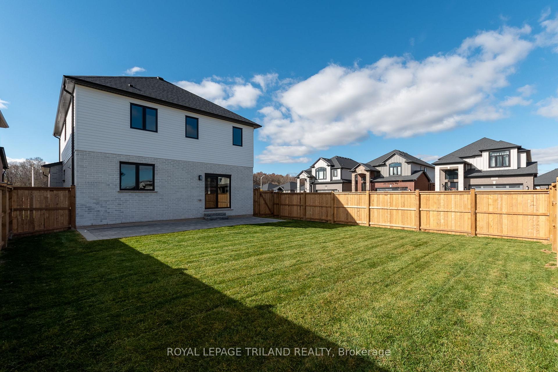 Photo 33 of 4 Allister Drive, Middlesex Centre, Rural Middlesex Centre — HOMEH