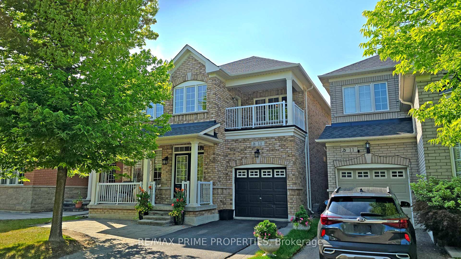 Photo 1 of 13 Lundy Drive, Markham, Box Grove — HOMEH